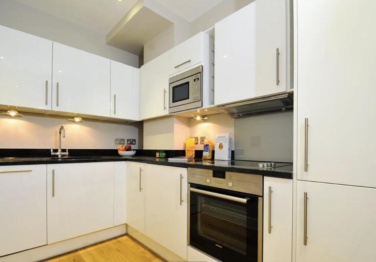 Entire London Studio With Kitchenette Apartment Exterior photo